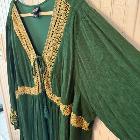 Torrid House of the Dragon Babydoll Crinkle Gauze Embroidered Blouse 6 - Picture 3 of 7